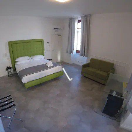 Palazzo Balsamo Suites-2